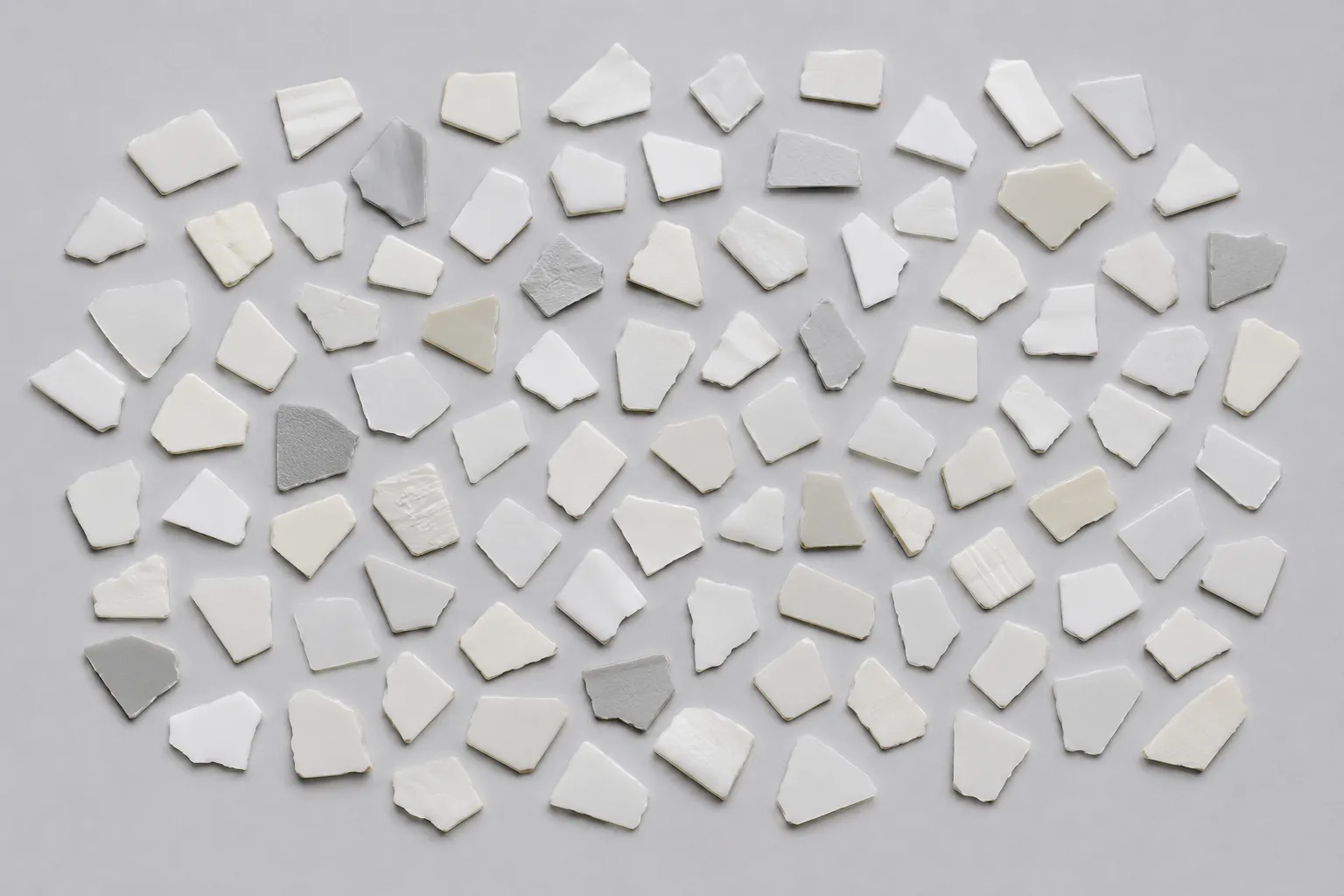 White PP and PE similar rigid flakes.
